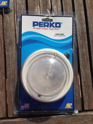 PLAFONNIER BLANC Ø 125MM 12V PERKO 1253DP1WHT