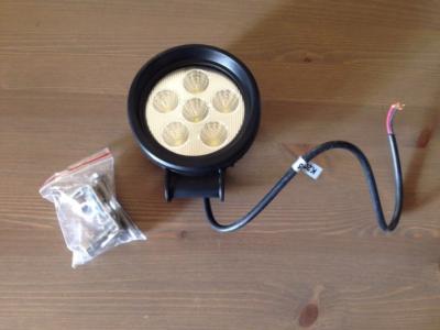 PROJECTEUR DE PONT ETANCHE A LED 18W 9-32V